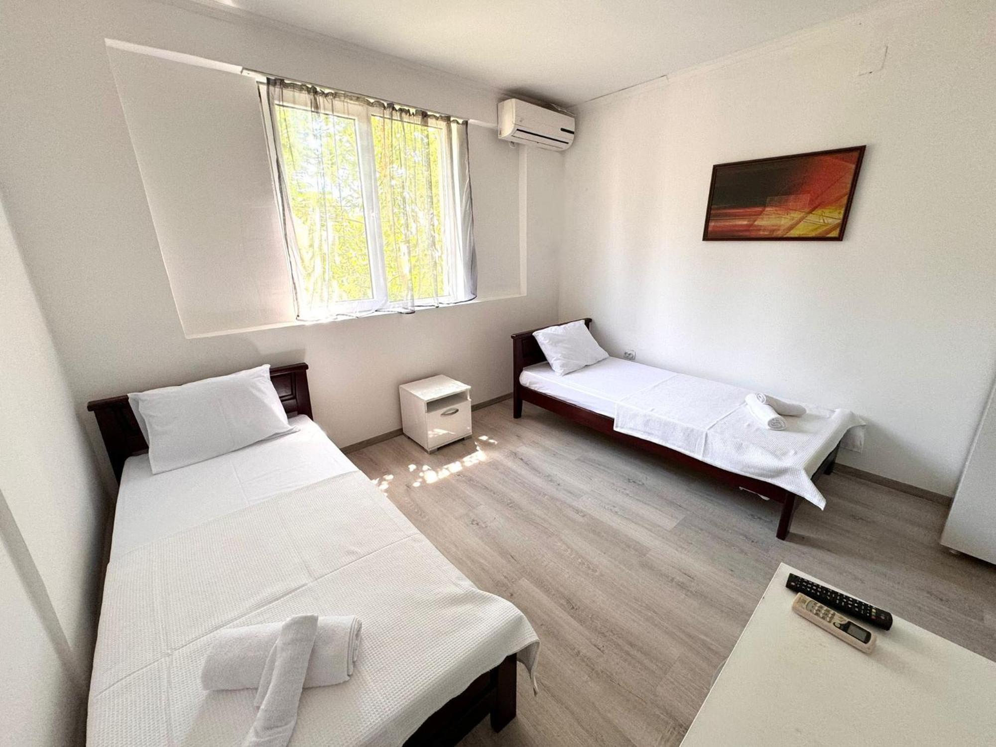 Hotel Istanbul Skopje Buitenkant foto