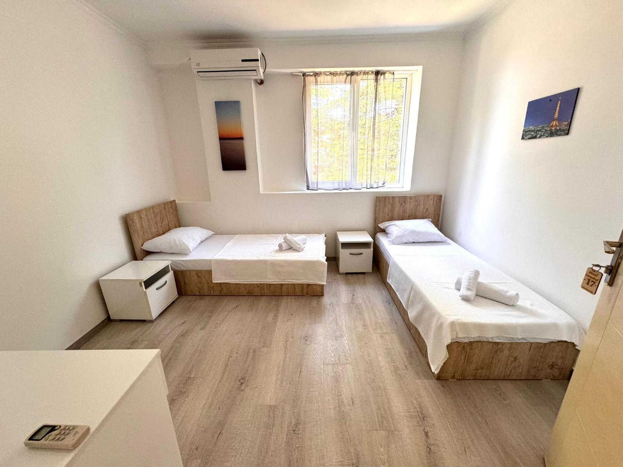 Hotel Istanbul Skopje Buitenkant foto